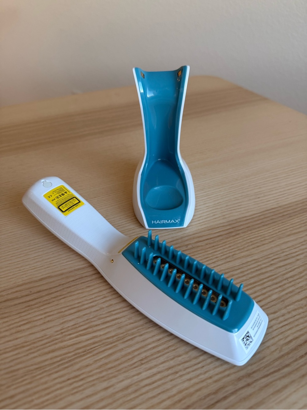 HairMax Ultima 9 Classic LaserComb Hair Growth Device FDA Cleared - Picture 4 of 5